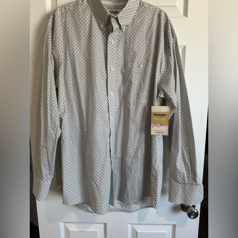 Wrangler Men's  Geometric Button Down Shirt